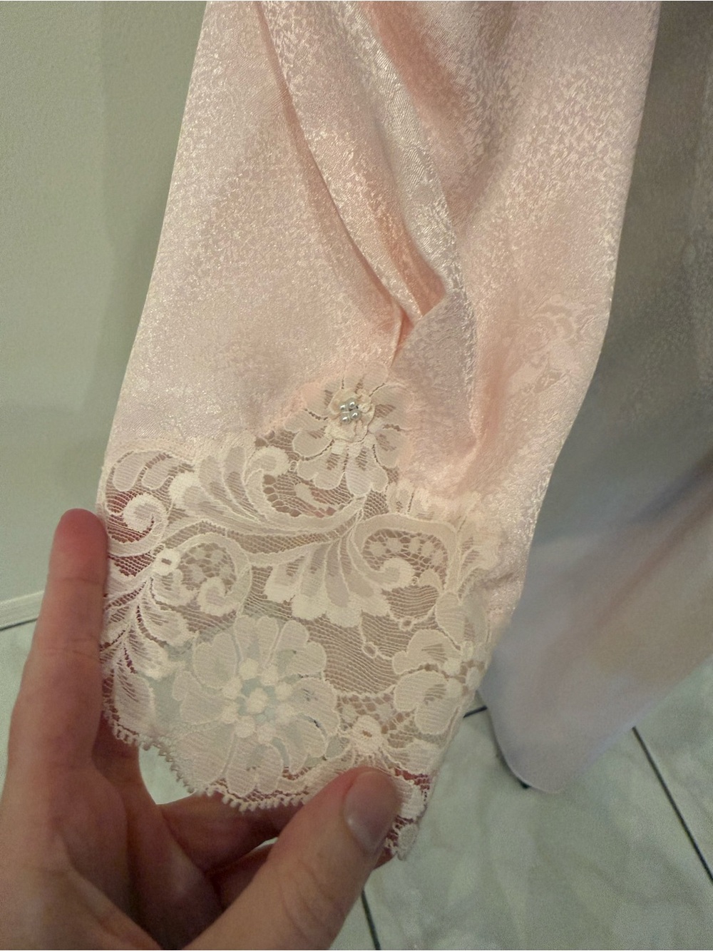 CHRISTIAN DIOR Vintage Lace Trim Pink Nightgown Lingerie Slip Dress Négligée M - Picture 7 of 16